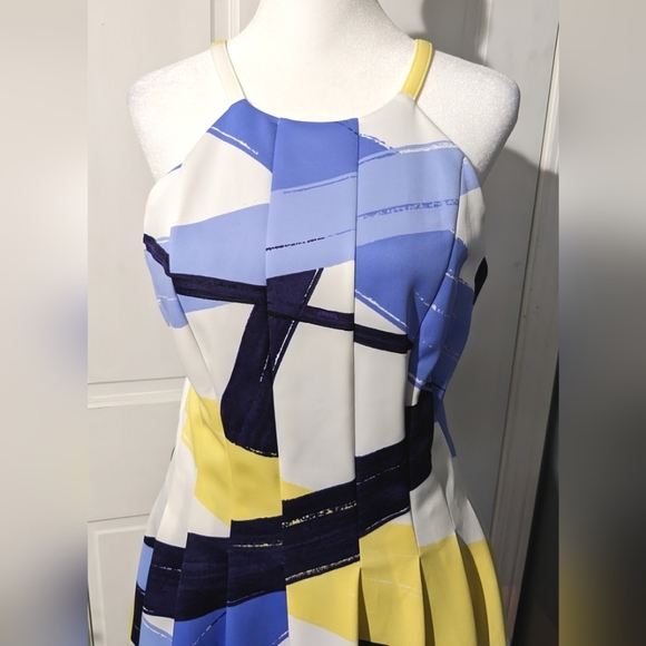 Vince Camuto, Brush Stroke Print, Pleated Fit & Flare,Halter Dress, Size 8 - Picture 9 of 14